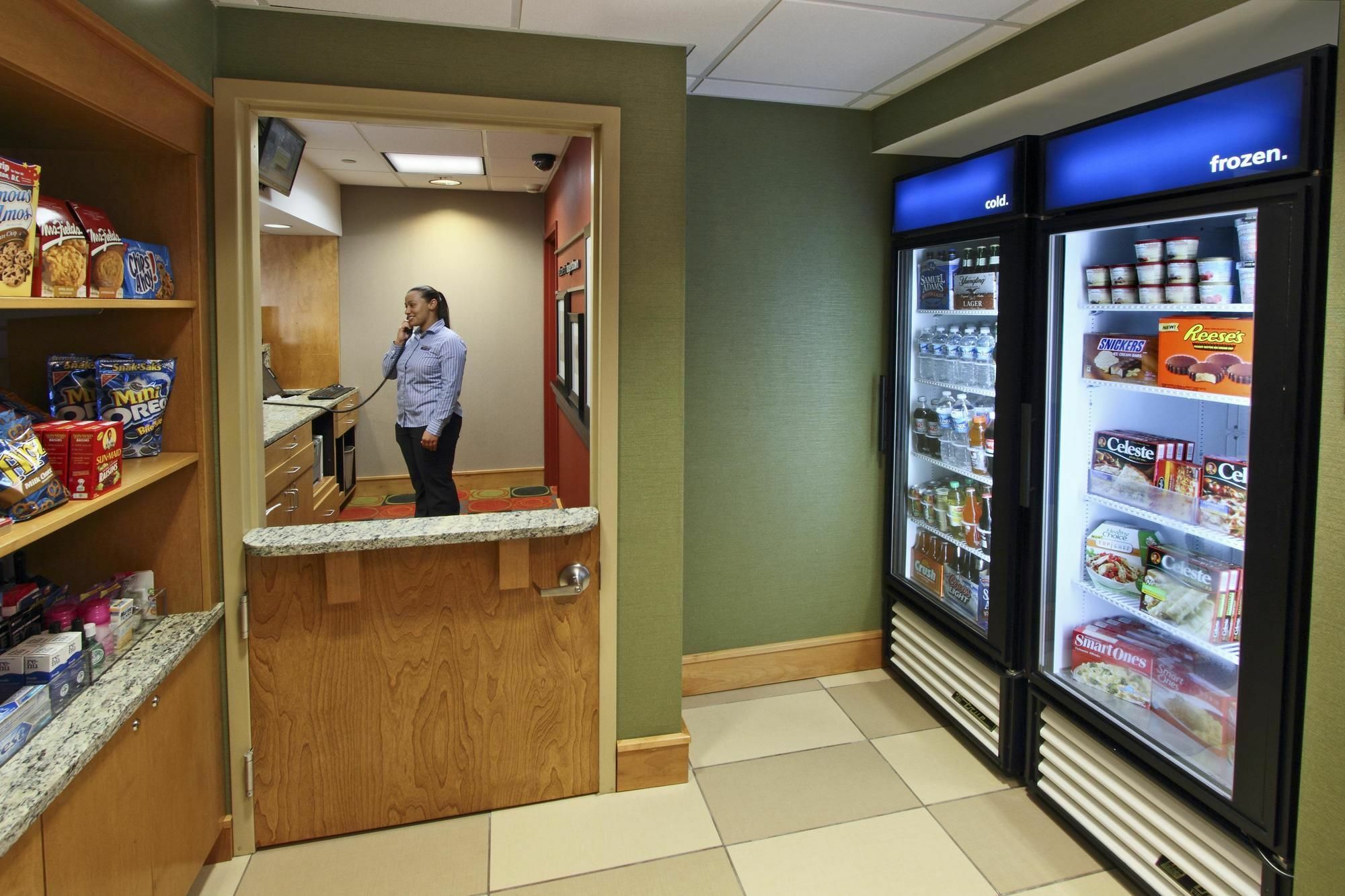 Hampton Inn Hagerstown-Maugansville Bagian luar foto